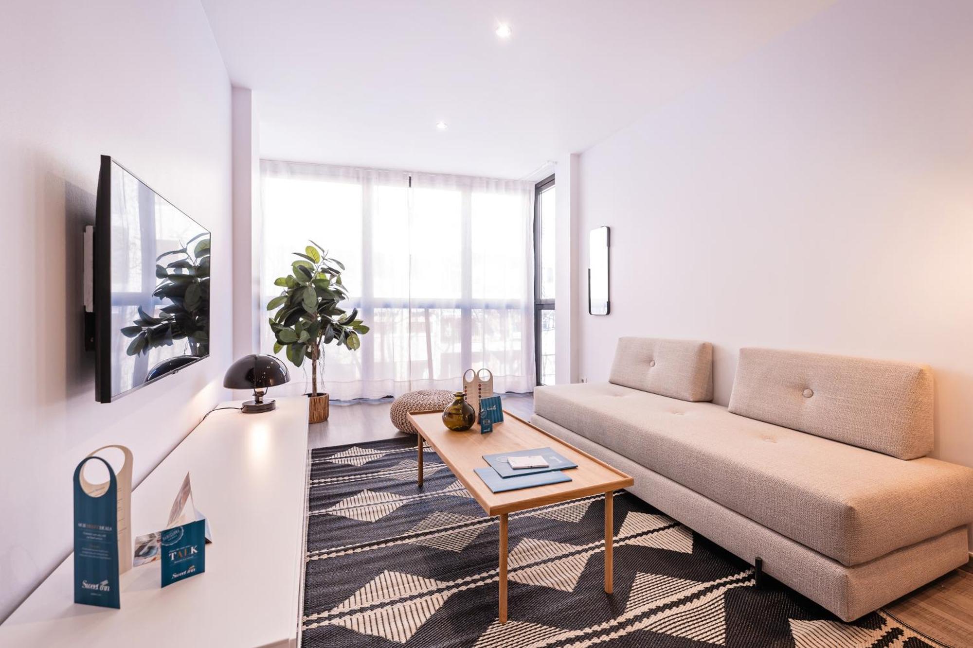 Sweett - Carrer Fira Apartment Barcelona Room photo