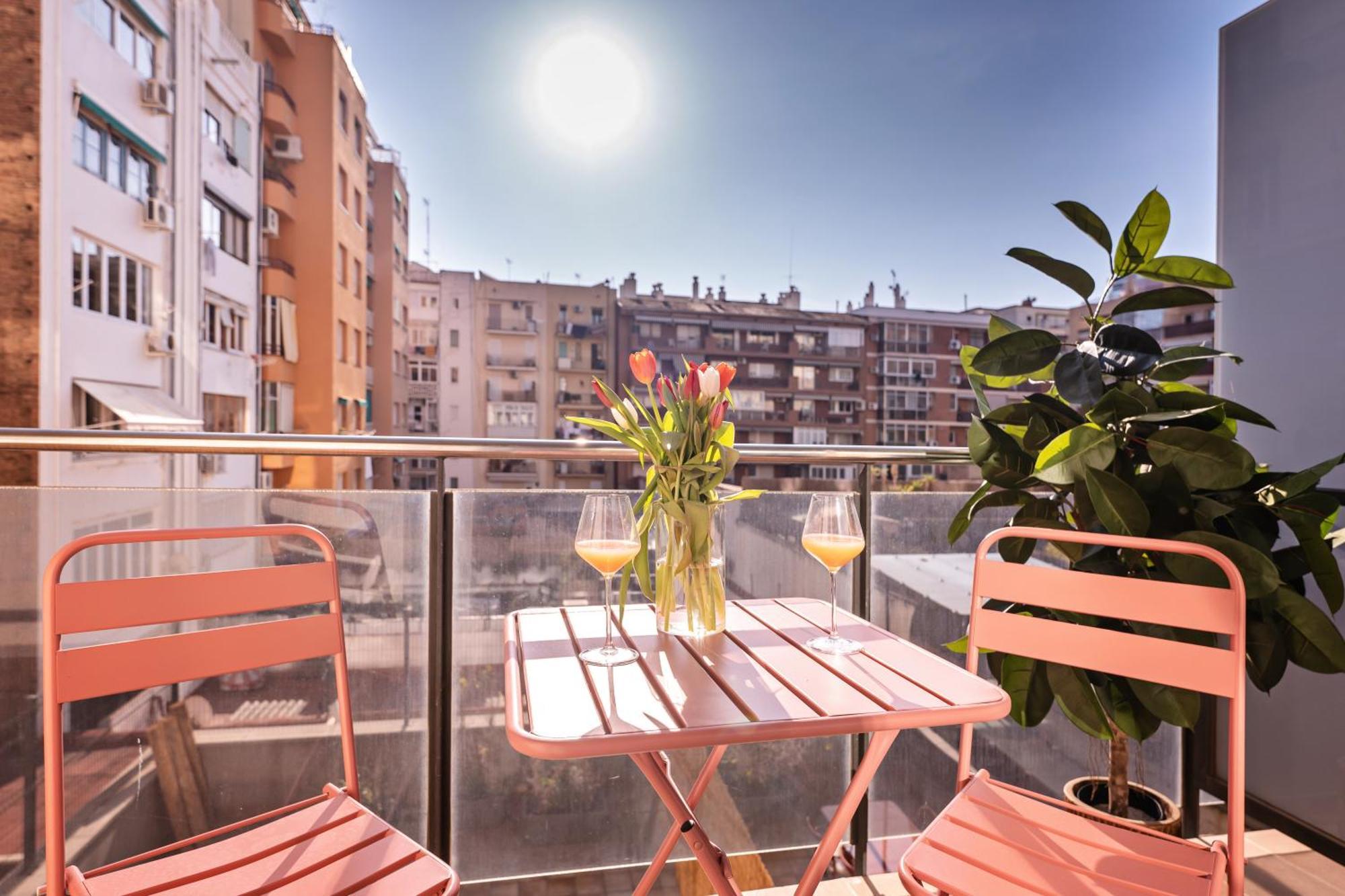 Sweett - Carrer Fira Apartment Barcelona Room photo